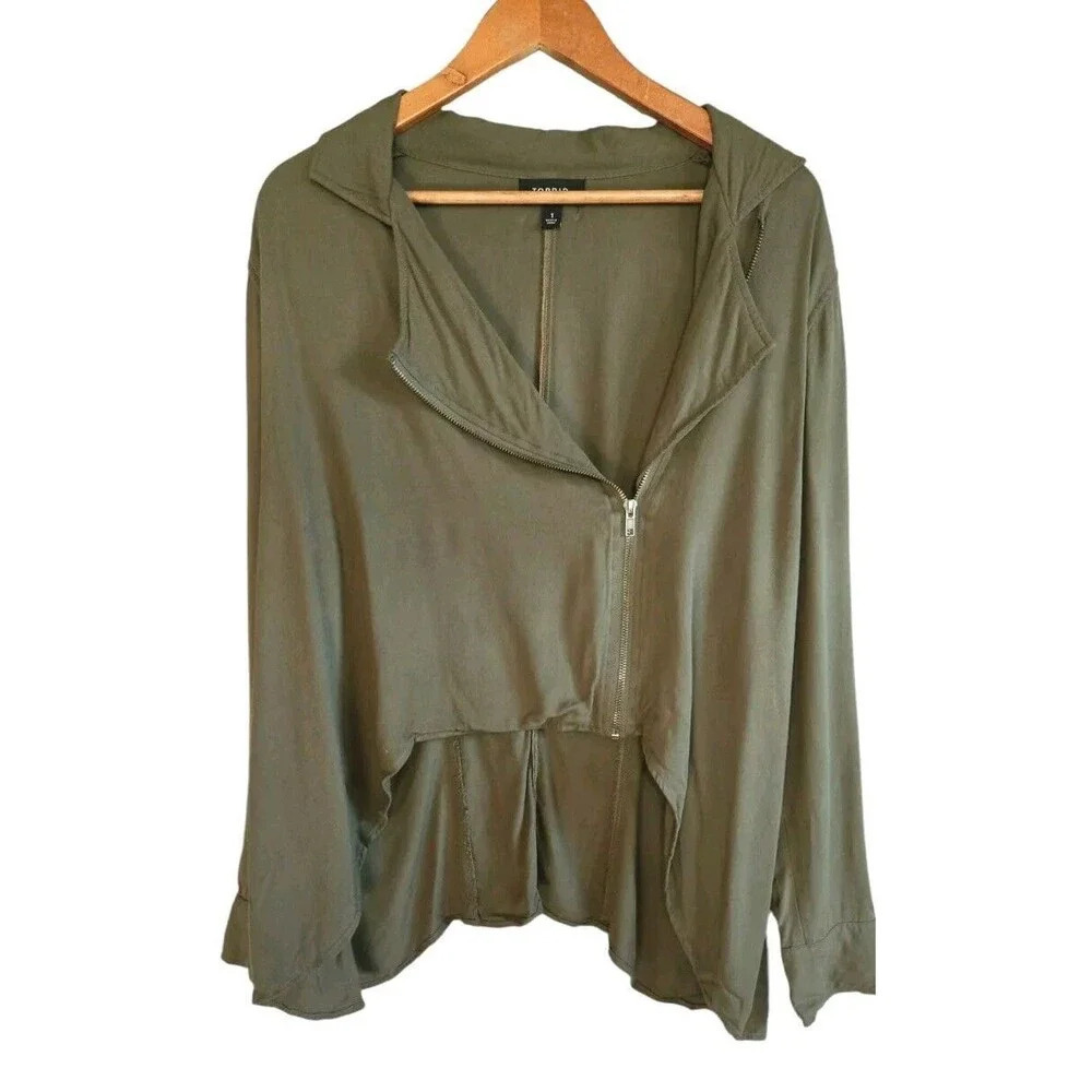 Torrid Drape Jacket 14/16 Green High Low Front Zip Roll Tab Sleeve Size 1